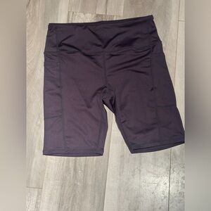 Gray bike shorts L